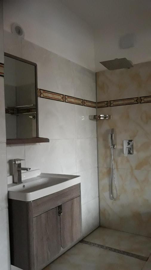 Hotel Grand Inn - 3