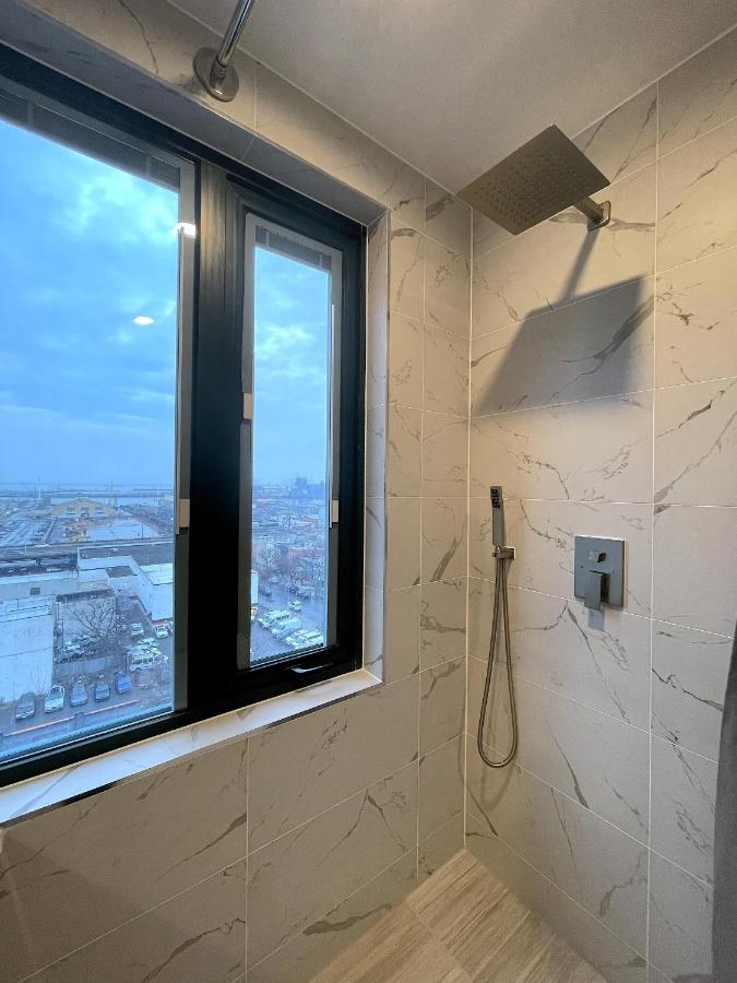 Liberty View Brooklyn Hotel — photo 15