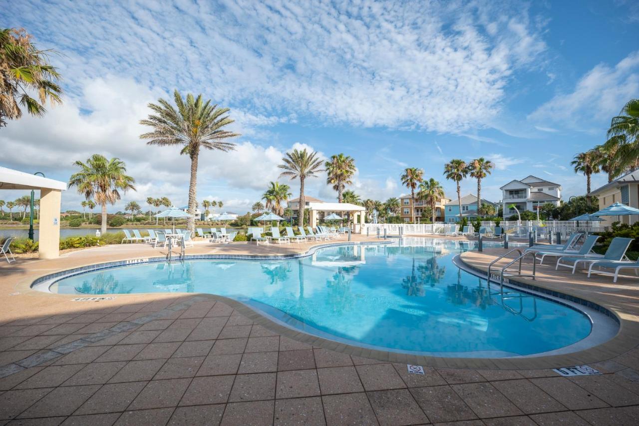 Heated swimming pool: 851 Cinnamon Beach, 3 Bedroom, Sleeps 6, Ocean Front, 2 Pools, Elevator