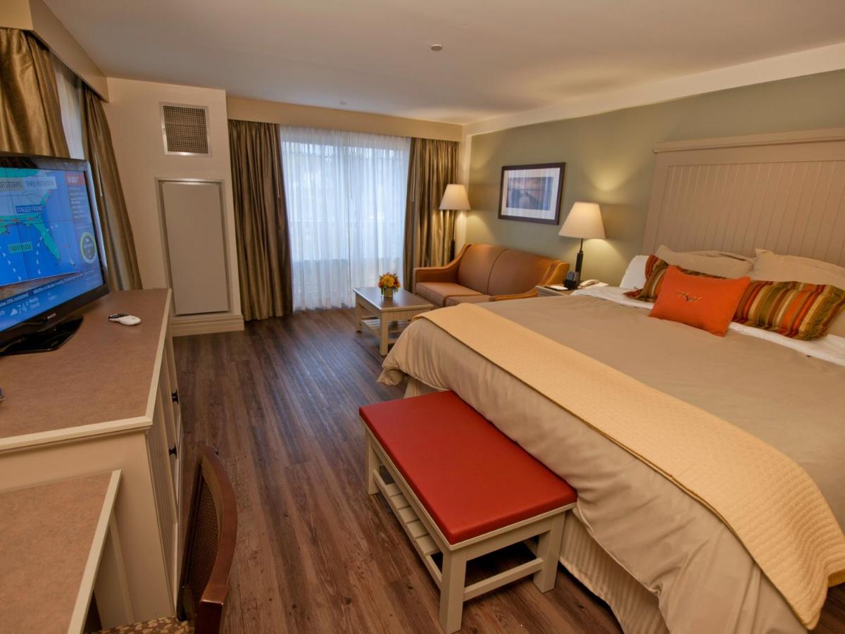 1000 Islands Harbor Hotel — photo 10