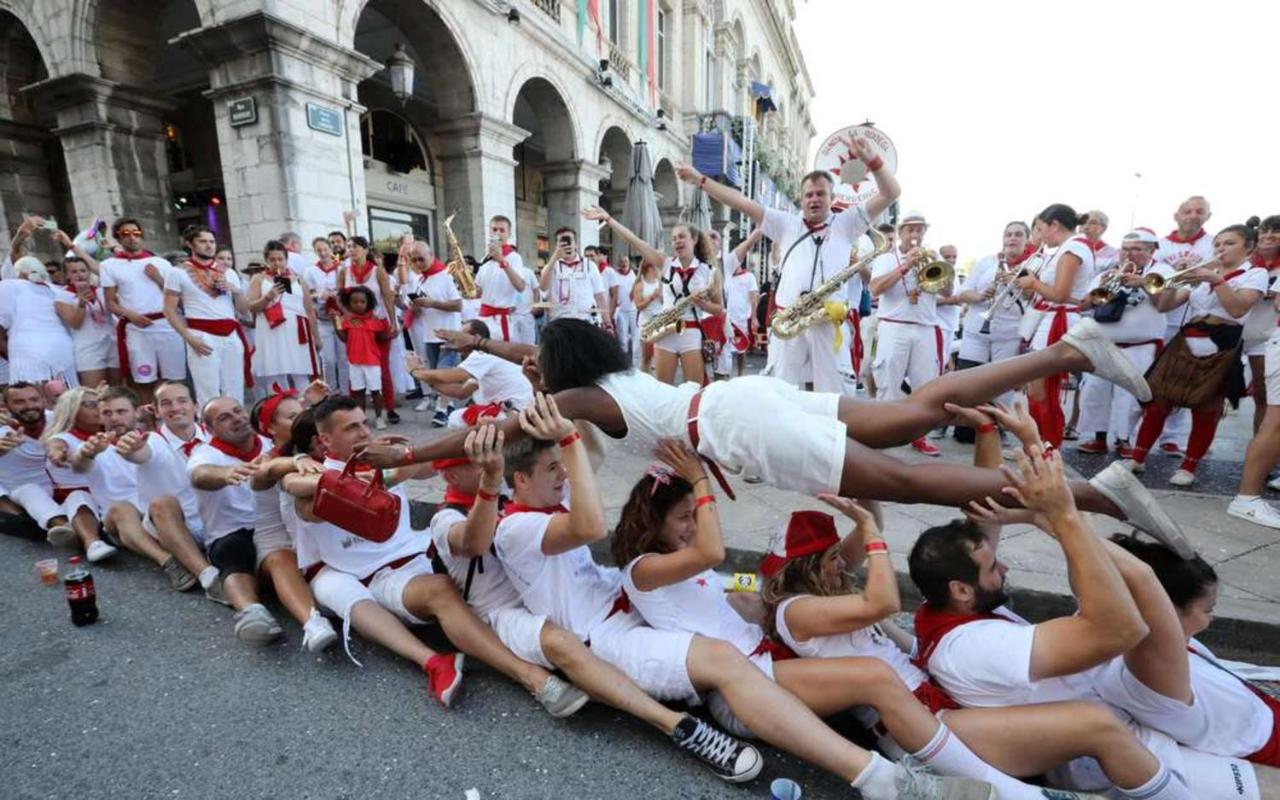 Calendrier Fetes Sud Ouest 2023 Logement De Vacances Proche Mer, Bayonne – Updated 2022 Prices