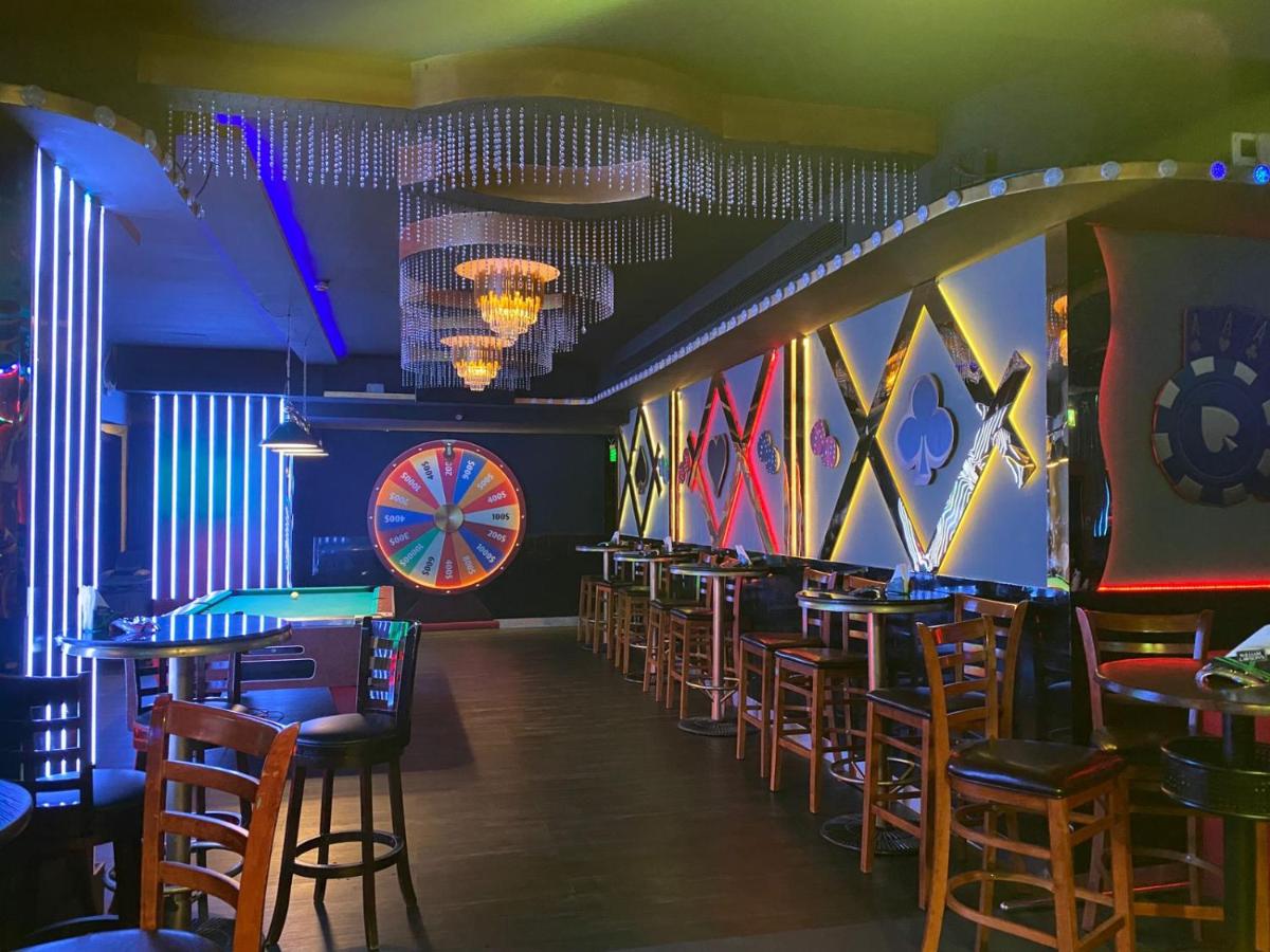 Palm Beach Hotel - 5