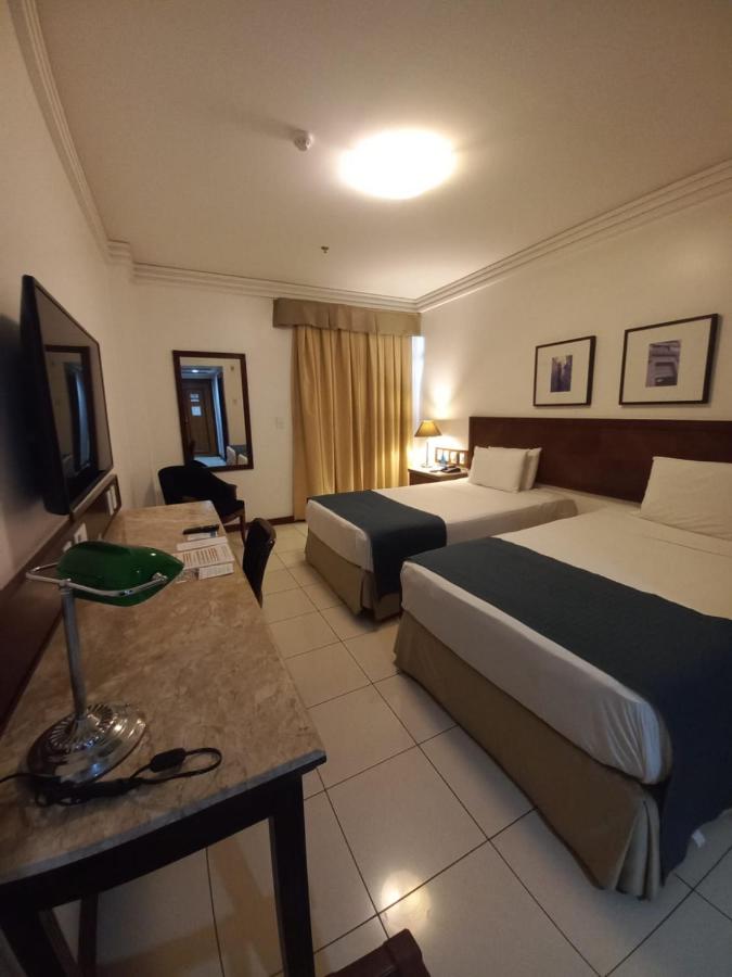 Metropolitan Hotel photo