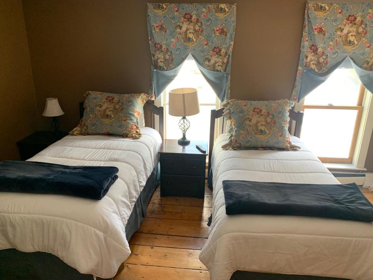 Smugglers Notch Inn — photo 2