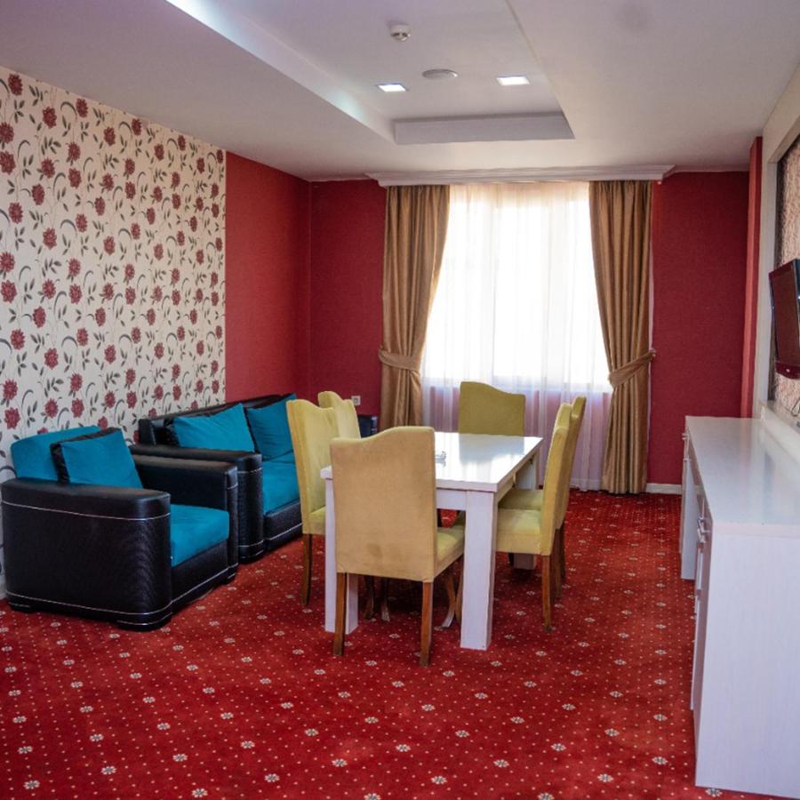 Lara Hotel Baku photo