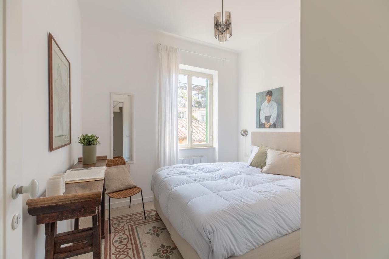 iFlat Lovely apartment with view on Pope window - 2