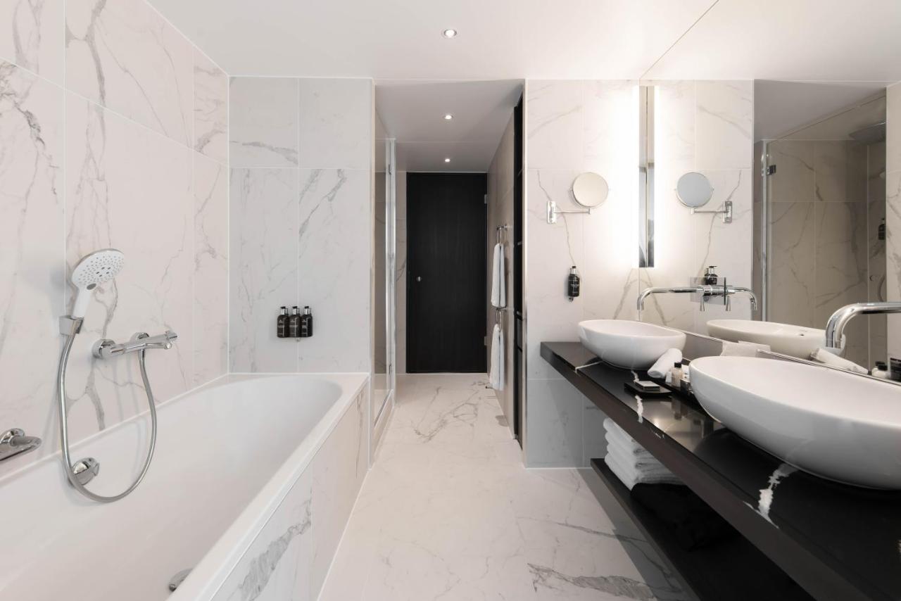 Radisson Collection Hotel, Berlin photo
