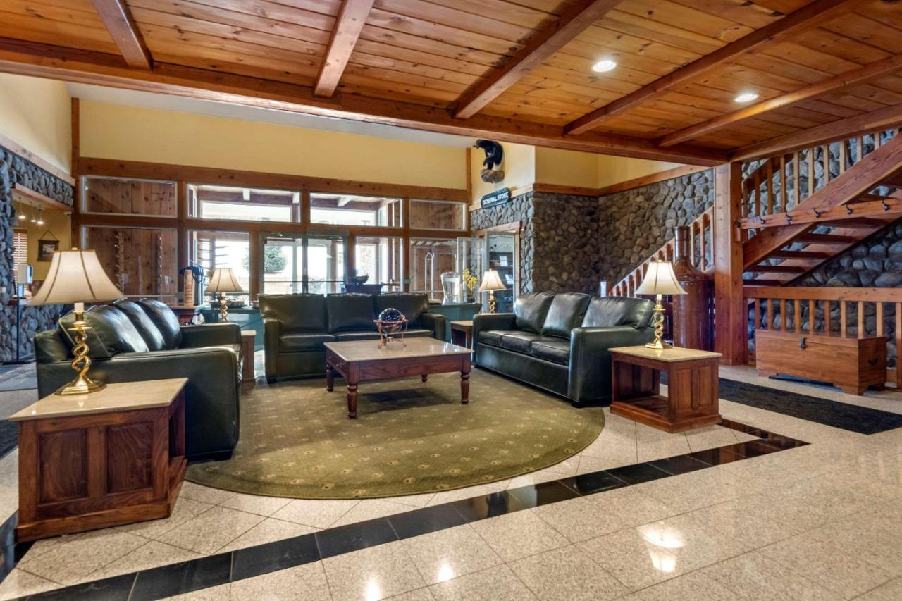 Mountain Edge Suites at Sunapee, Ascend Hotel Collection, Newbury – Updated  2023 Prices