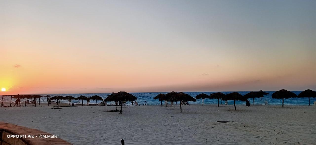 Beach: Boset chalet