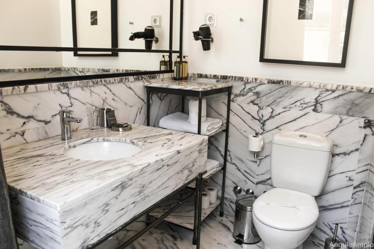 Browns Boutique Hotel - 3