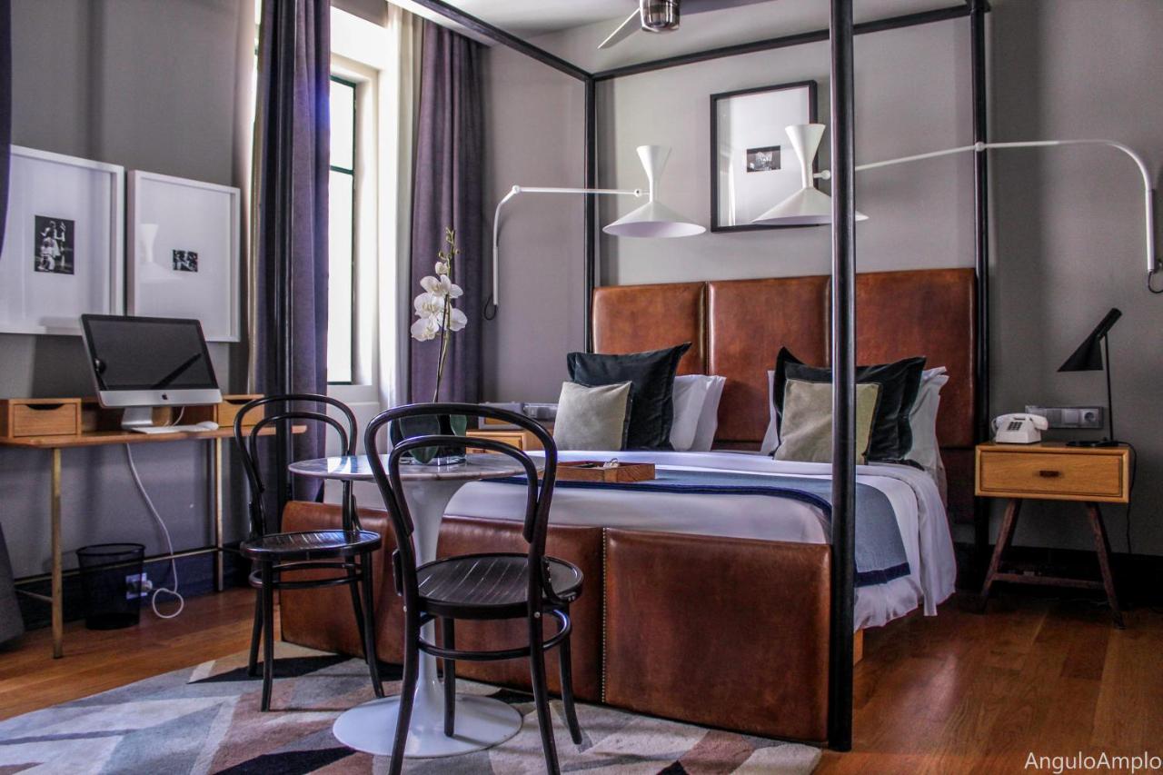 Browns Boutique Hotel - 2