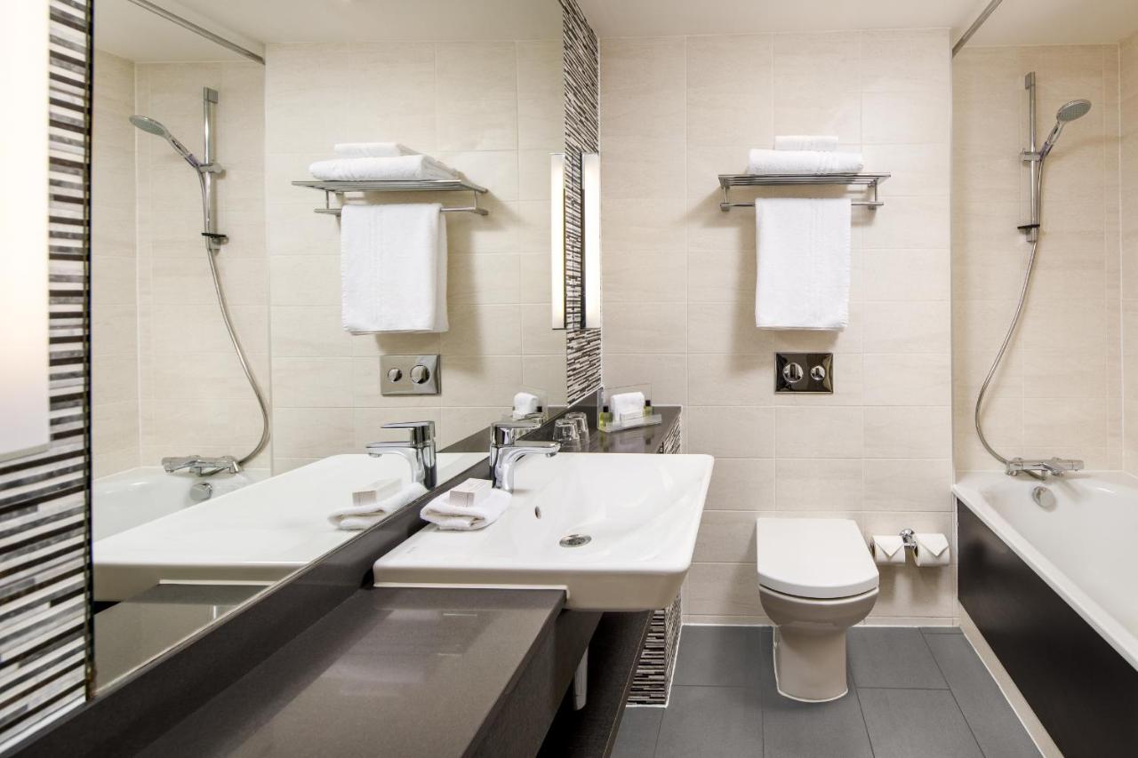 Standard Room with Two Single Beds