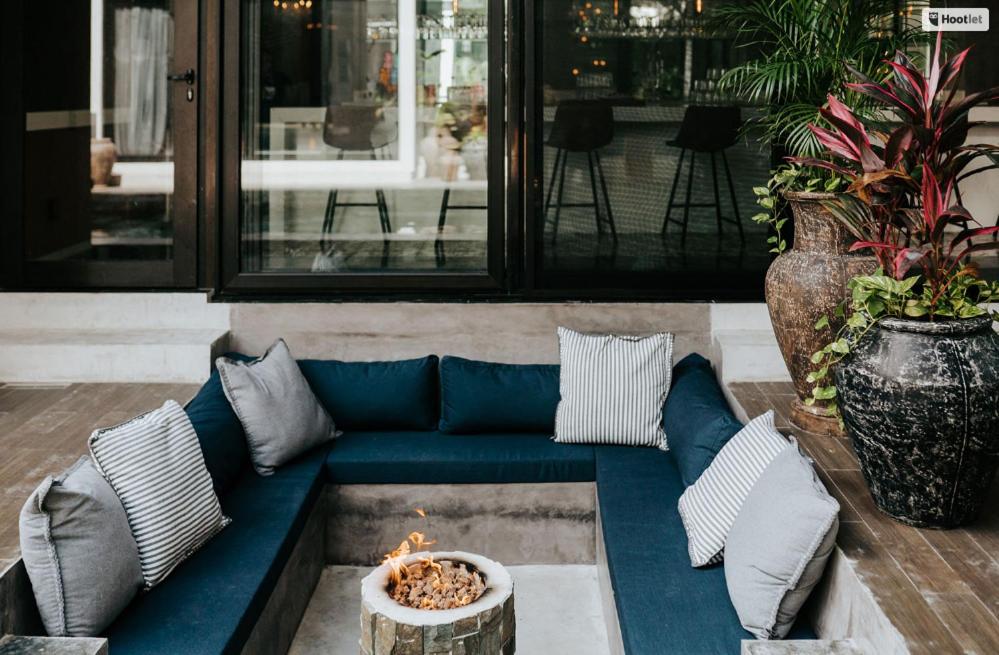 Kings Mansion for 26 guests! photo