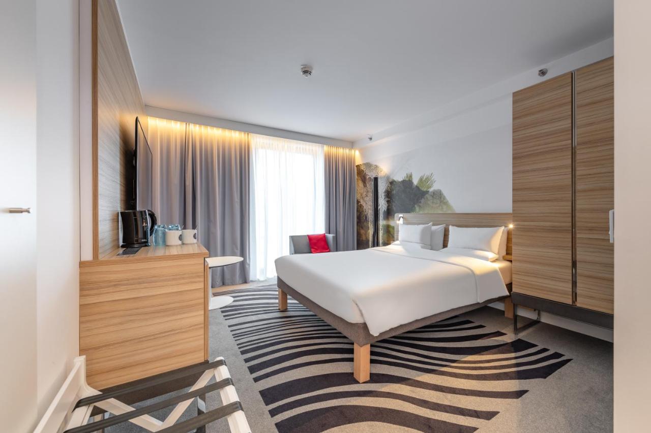 Novotel Wien Hauptbahnhof photo