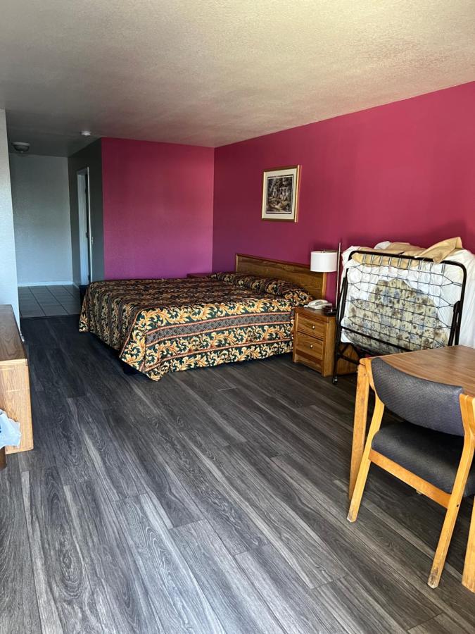 Aaron Motel — photo 14