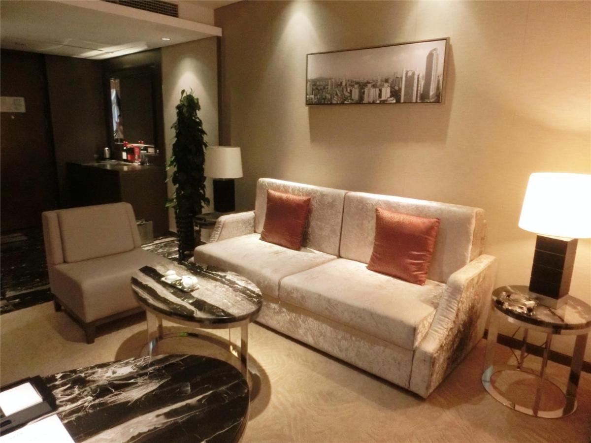 Guangzhou Baiyun Hotel photo