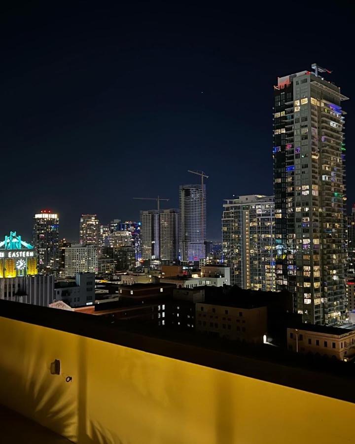 Apartment Downtown La Lux High Rise With City View Glendale Ca Booking Com