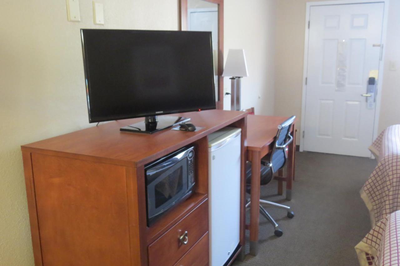 Sunset Inn — photo 16