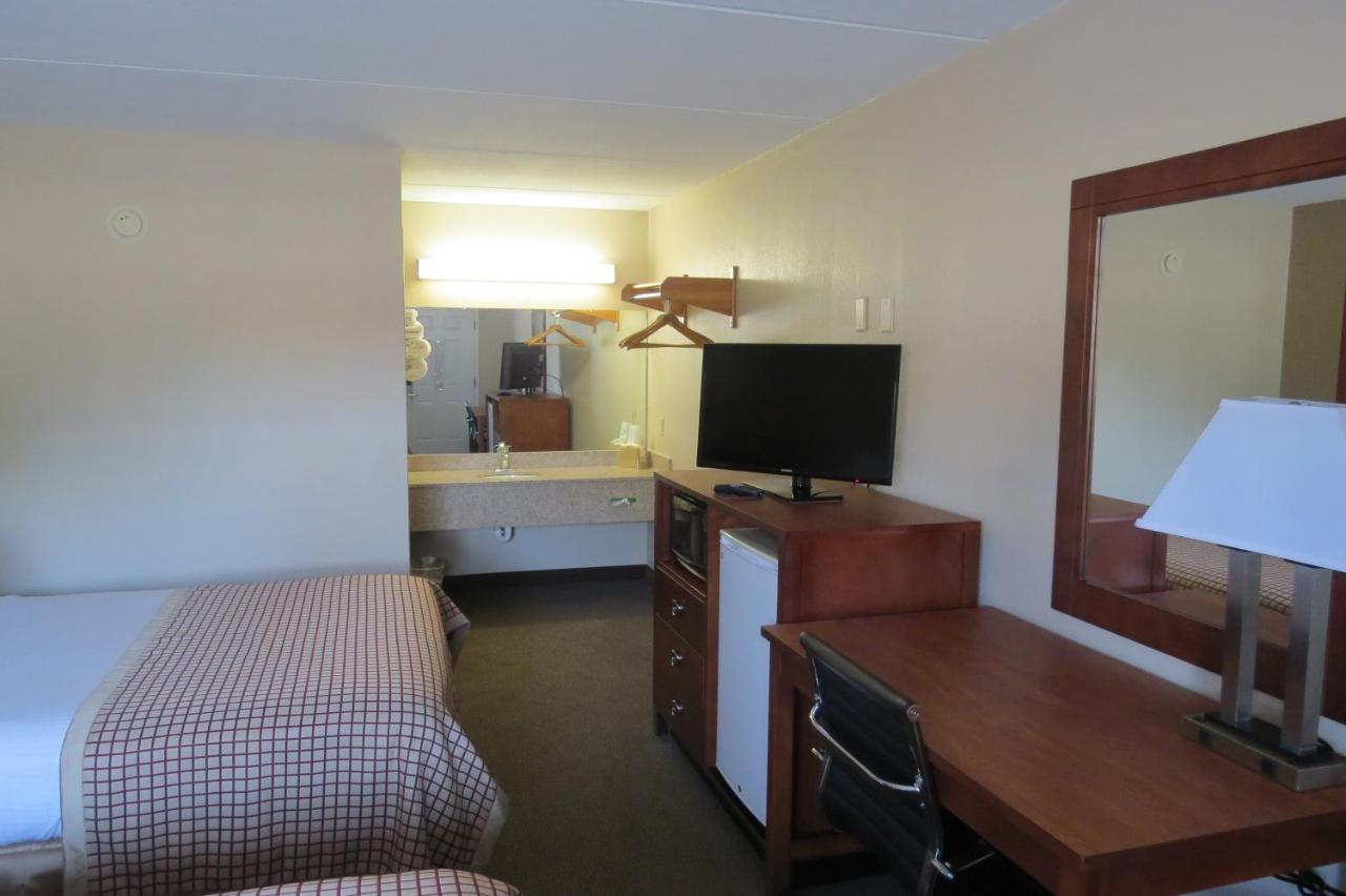 Sunset Inn — photo 8