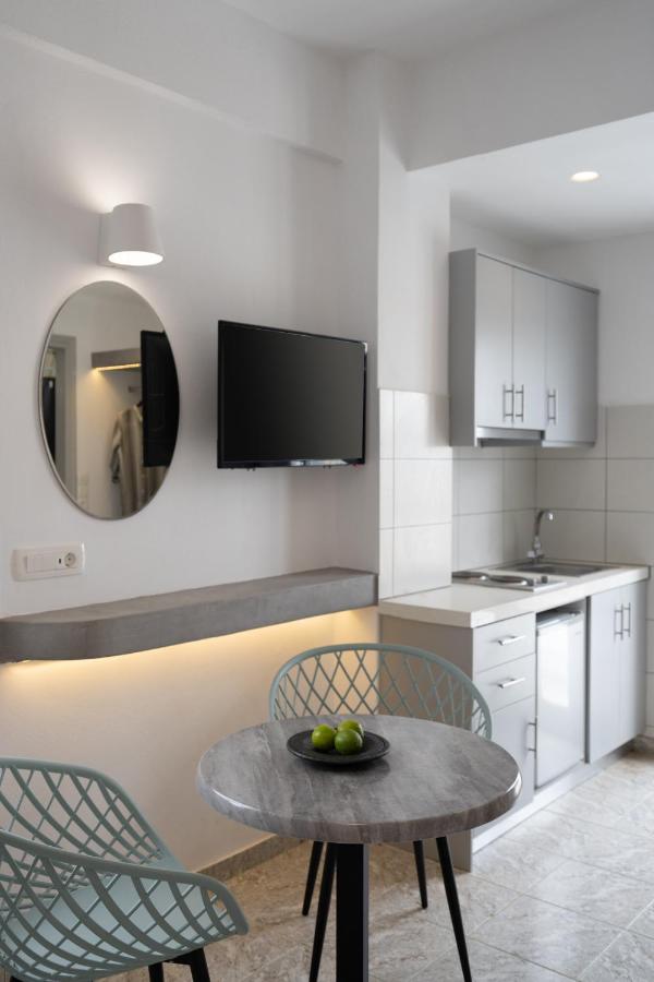 White Lily Suites & Lofts - Adults Only 16 Plus - 5