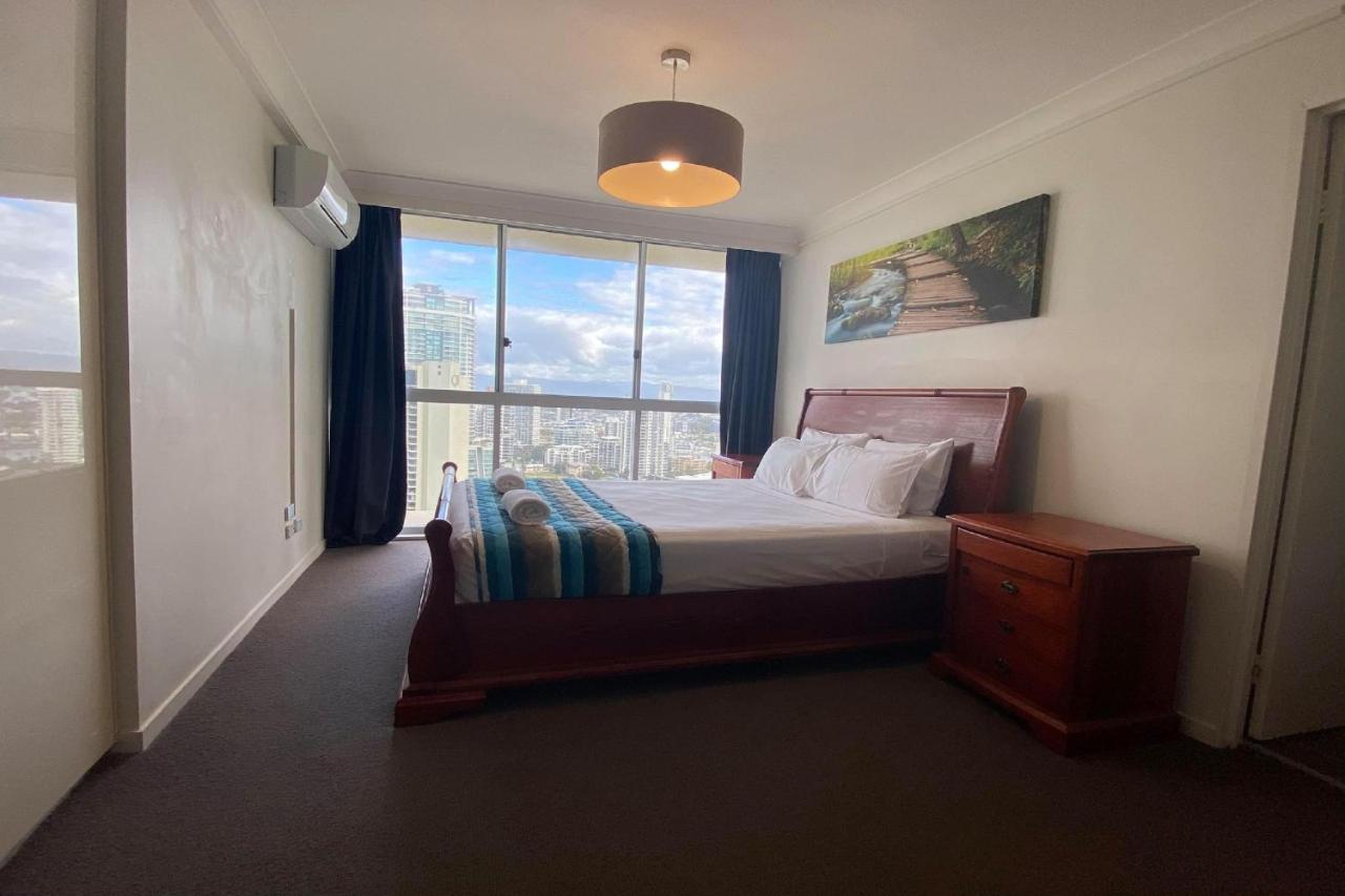 Hi Surf Beachfront Resort Apartments photo