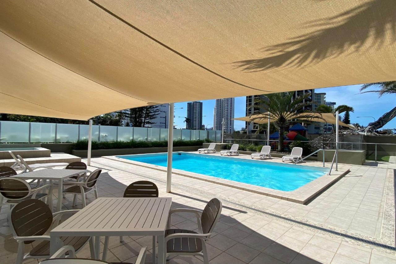 Hi Surf Beachfront Resort Apartments photo