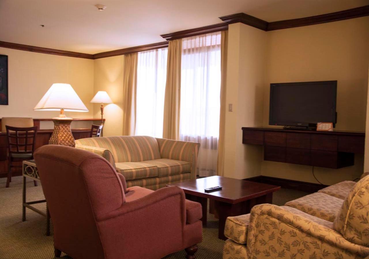 Wyndham San Jose Herradura photo