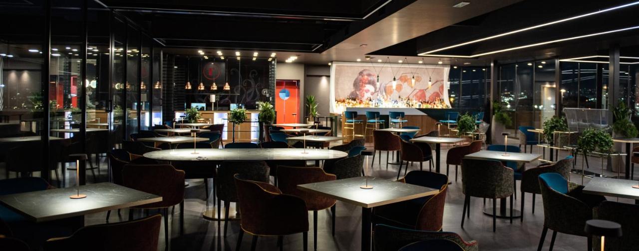 Gold Tower Lifestyle Hotel - 2