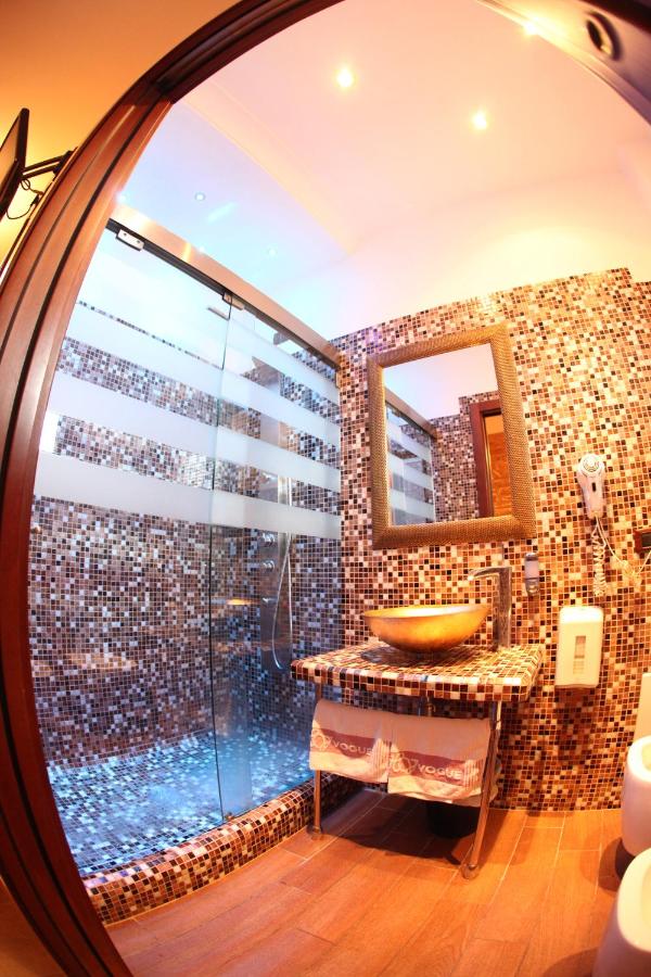 Hotel Vogue - 4