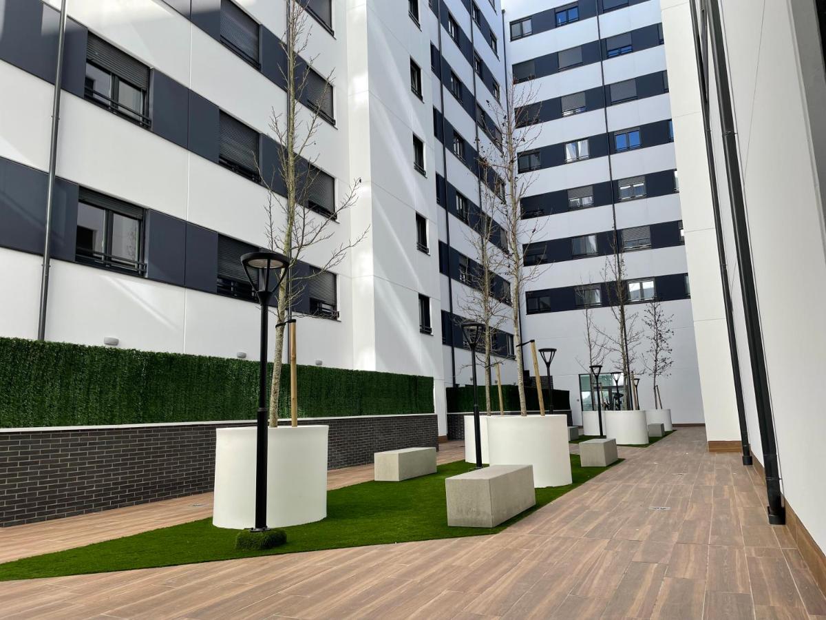 GRAN BILBAO XI with parking by Aston Rentals, Barakaldo ...