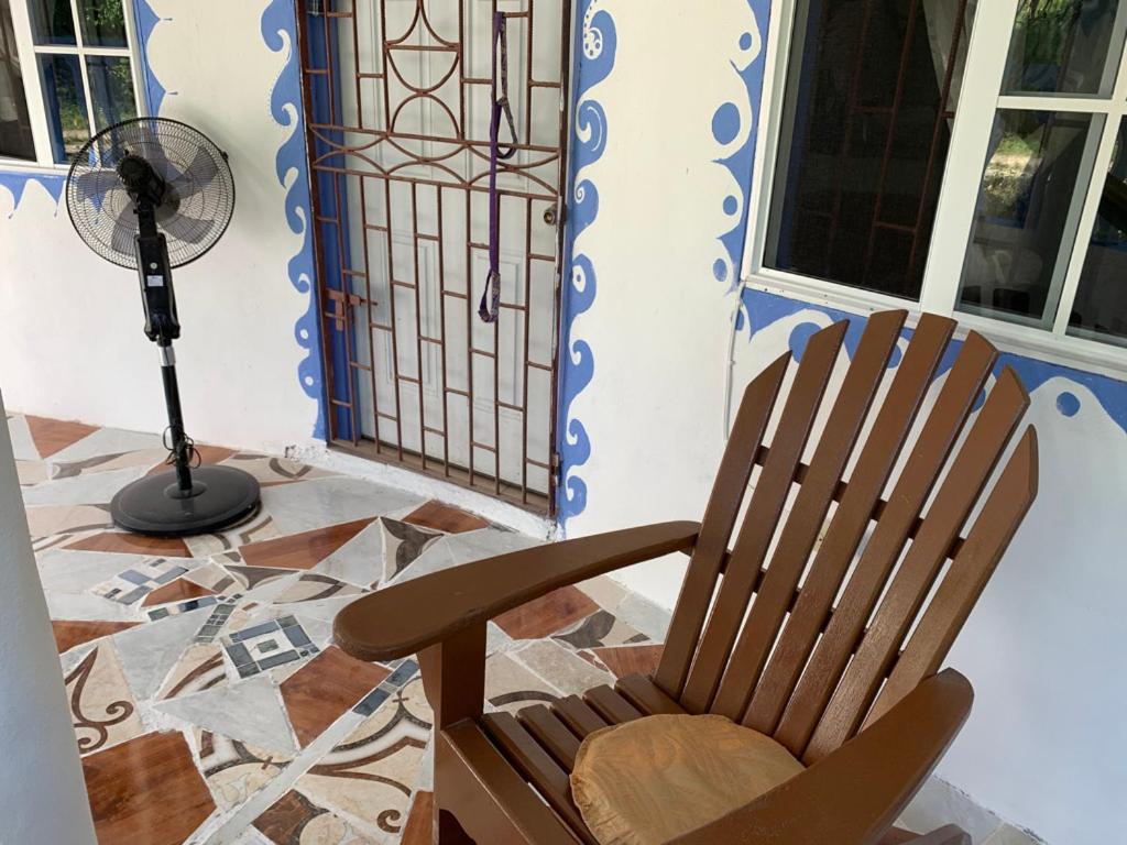 Robin Hood Guest House - 4