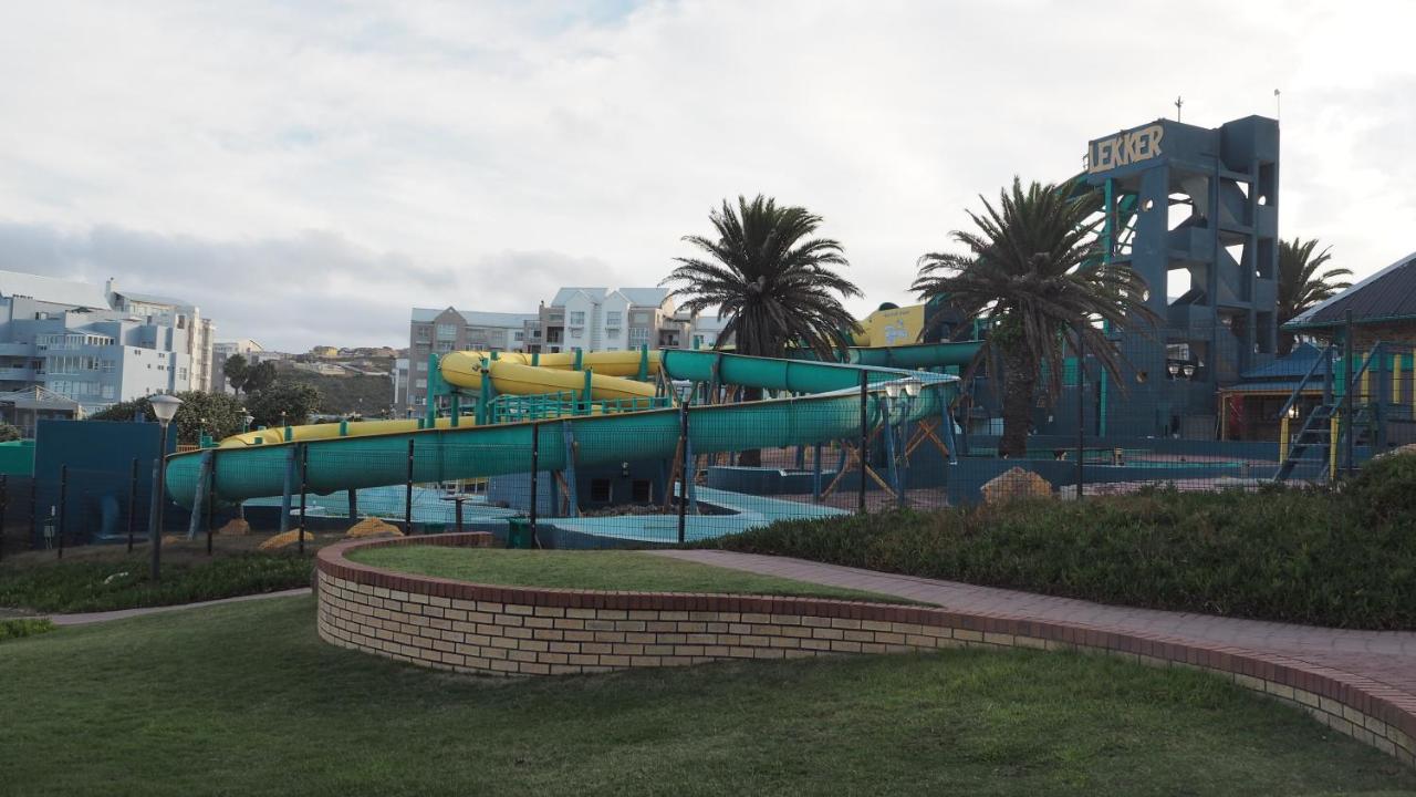 Water park: 69 Portobelo