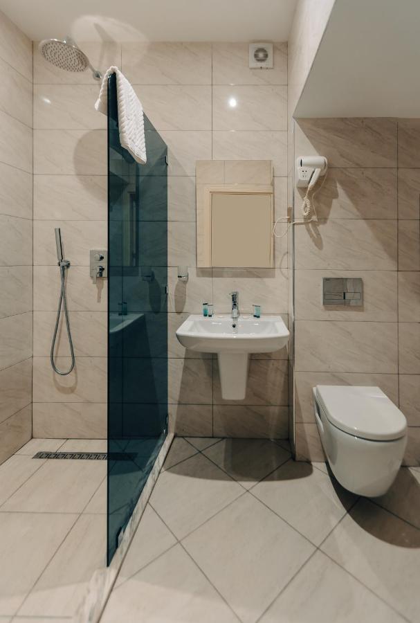 Eleven Hotel Baku photo