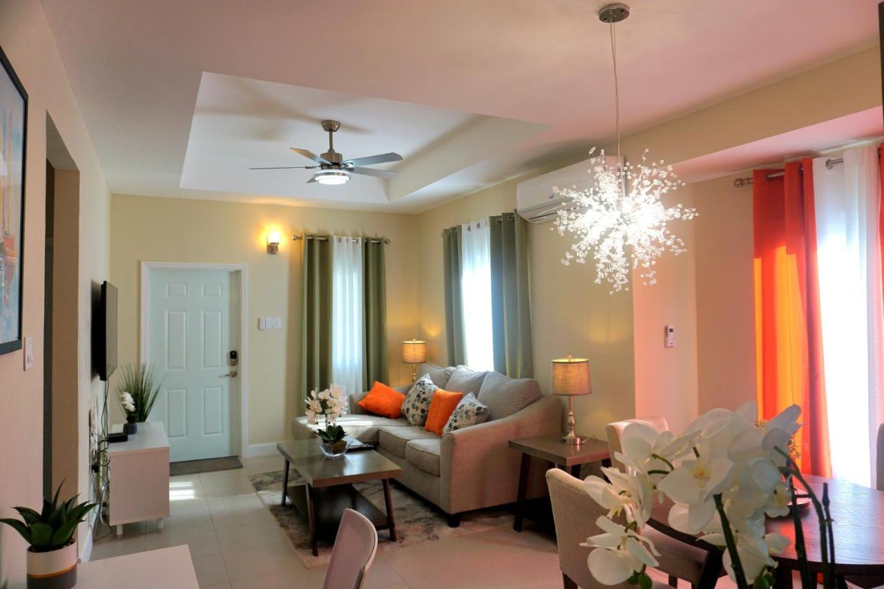 Paradise Oasis - Solar Powered with Starlink WiFi and Pools - 4