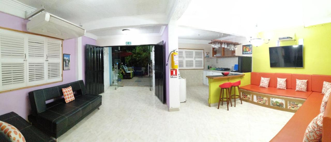 Casa Royal Palm Inn photo