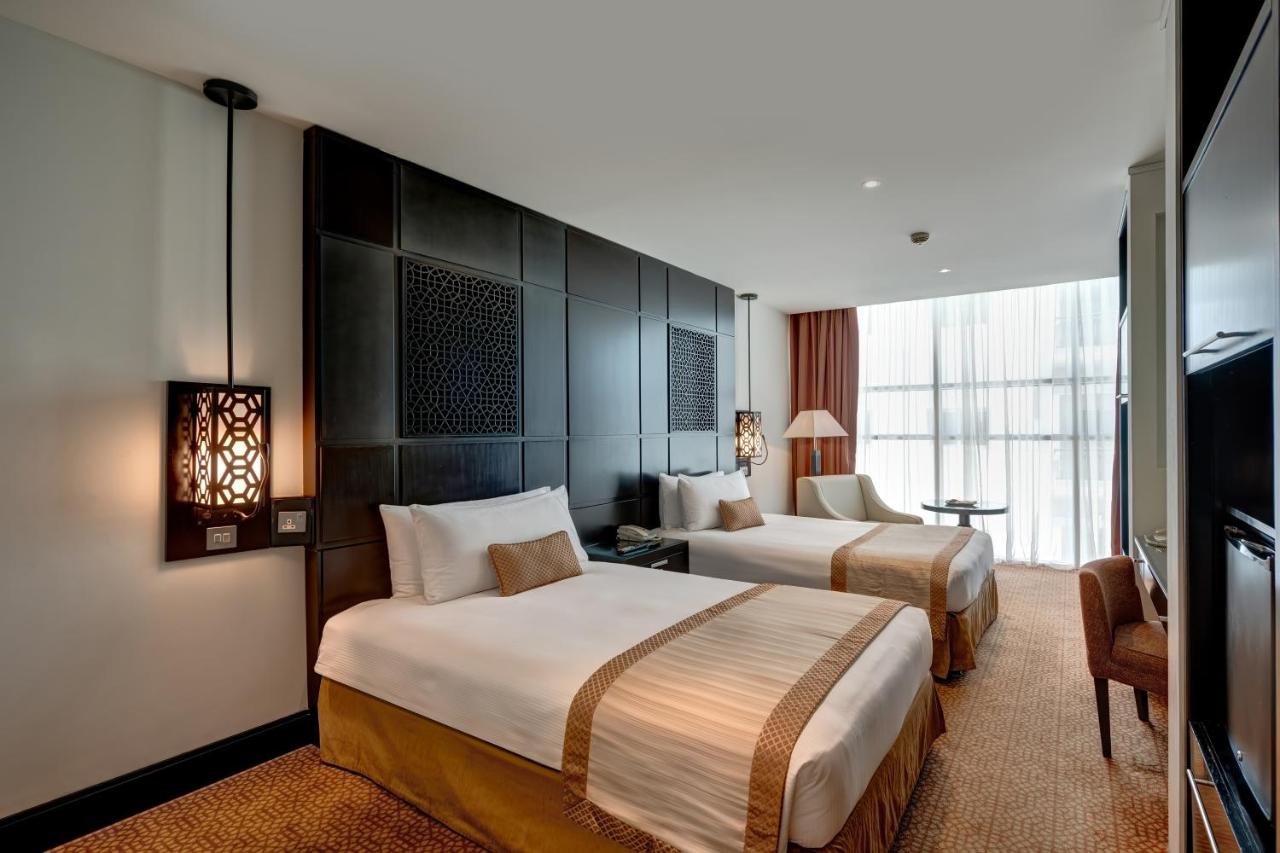 Holiday Inn Dubai Al Barsha, an IHG Hotel photo