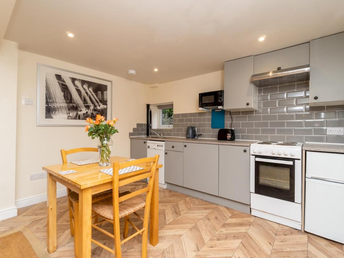 Lovely 1 bed apartment with free parking - Pass the Keys - 2