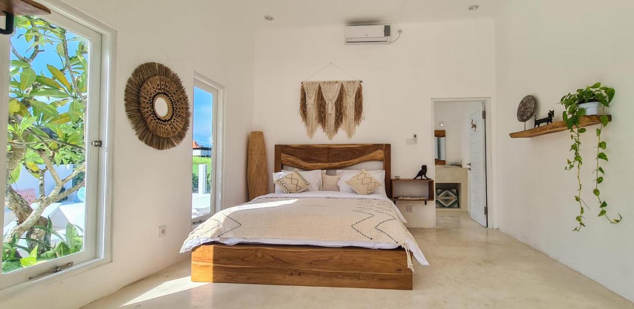 Sunny - 3BR Pool Villa in Canggu - 2