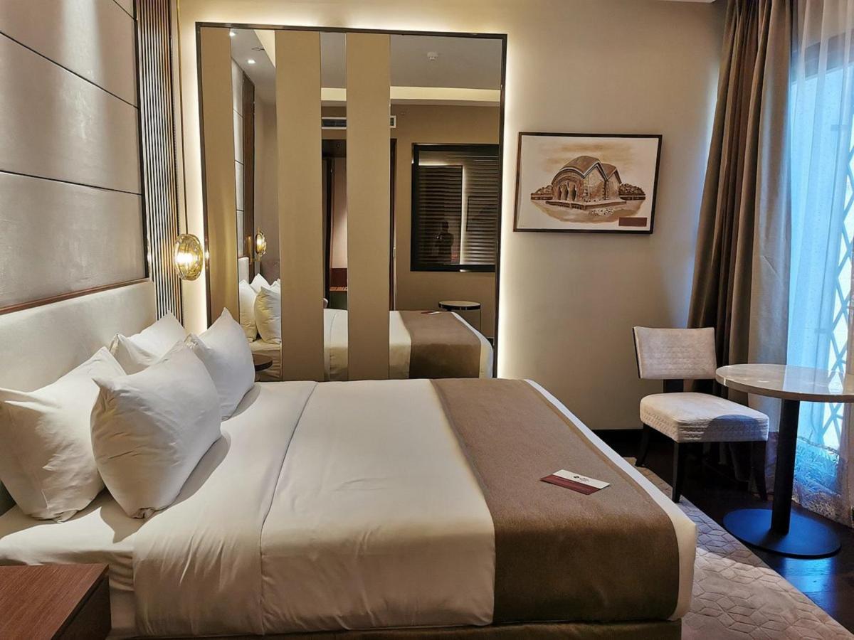 Best Western PLUS Maya - Luxury Collection Hotel photo