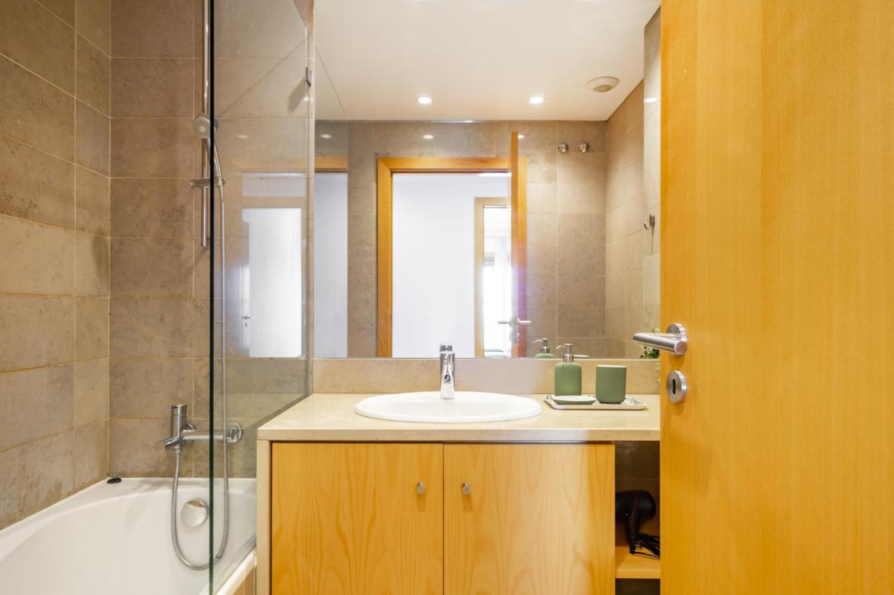 WHome Panoramic View with Elevator, AC, Garage perfect for Families & Business Travellers - 3