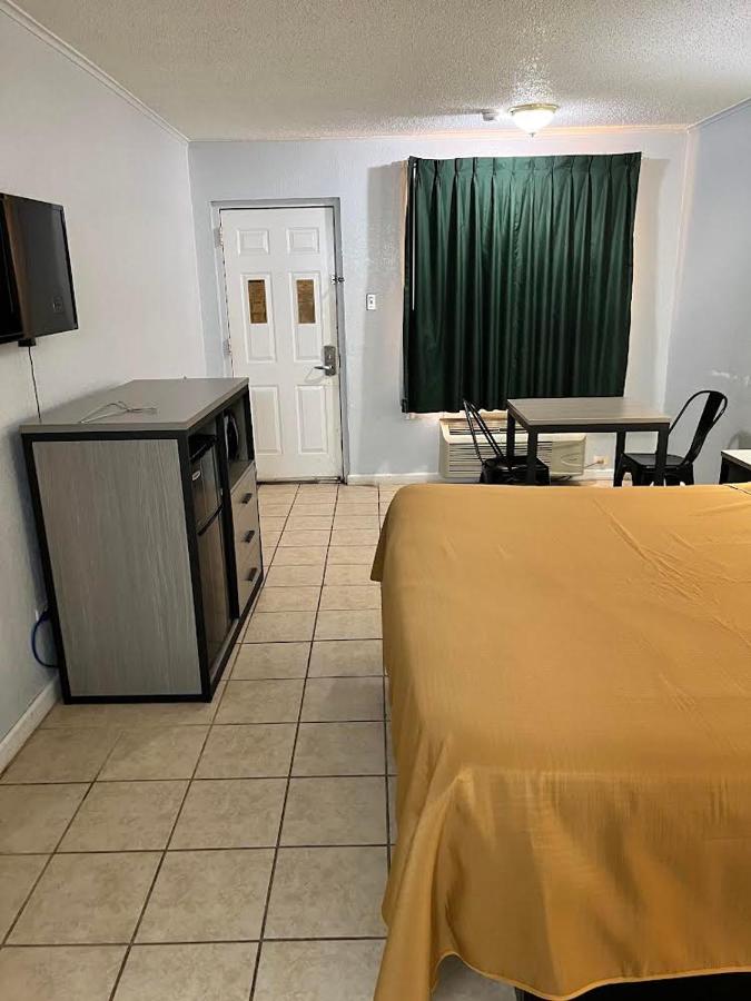 Executive Inn — photo 5