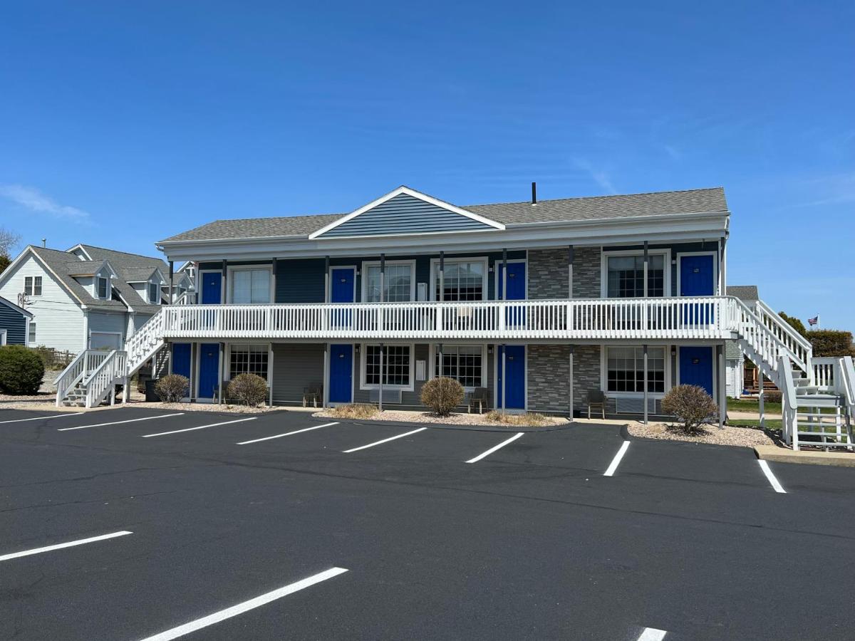 Scarborough Beach Motel — photo 11