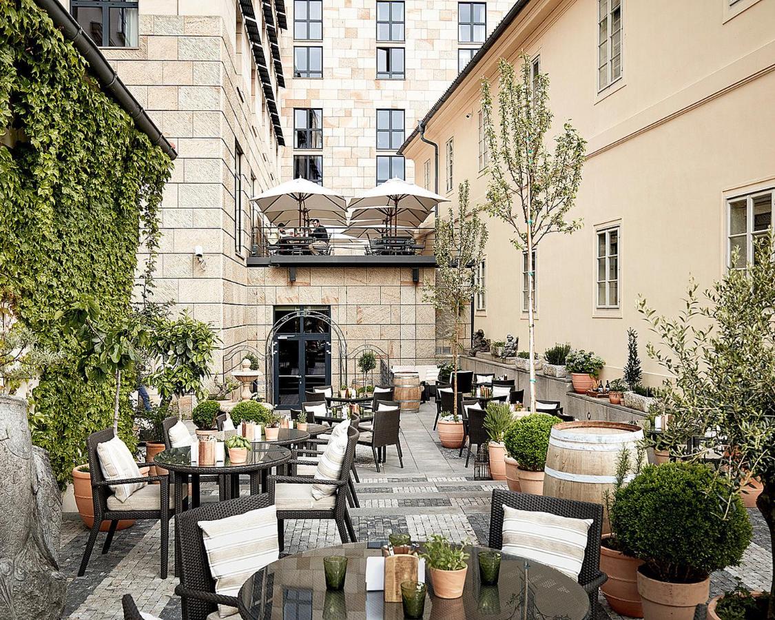 Four Seasons Hotel Prague photo
