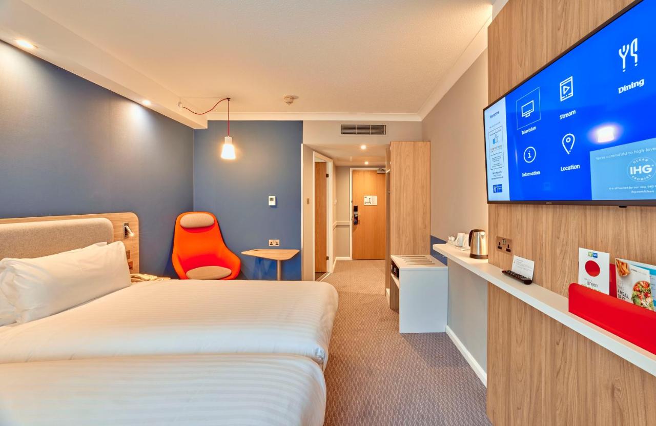 Express By Holiday Inn London Stratford - Laterooms