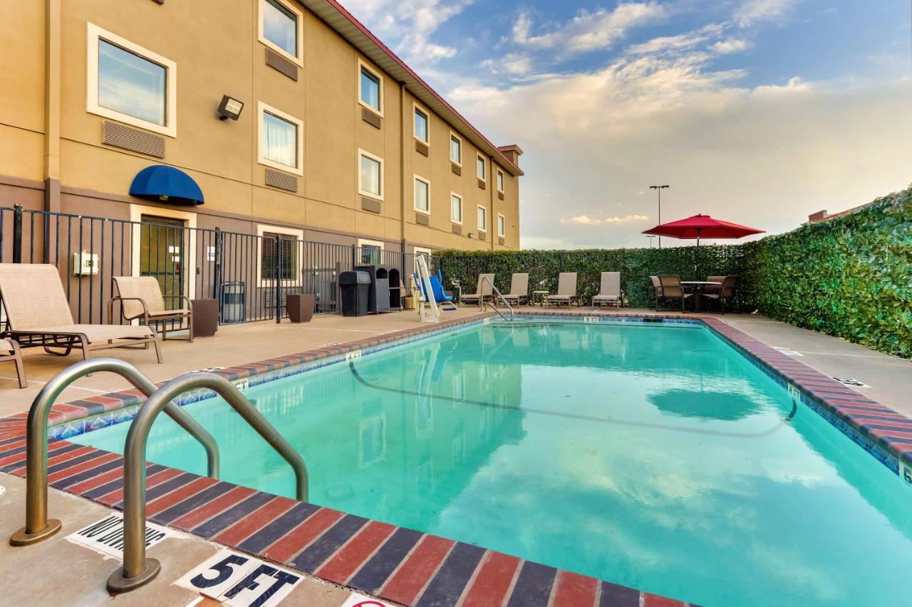 College Inn — photo 4