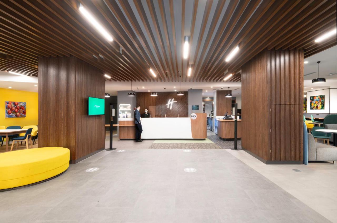Holiday Inn Yerevan - Republic Square, an IHG Hotel photo