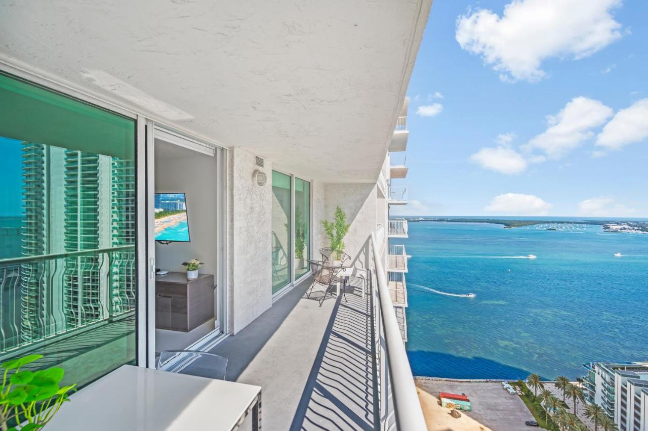 Luxurious Condo with PARKING in Brickell Miami - 5