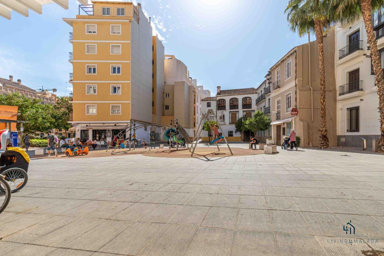 Living4Malaga Suite Flamingo Apartment - 5