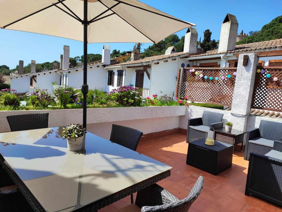 Casa Tossa precioso jardín barbacoa piscina comunitaria y ...