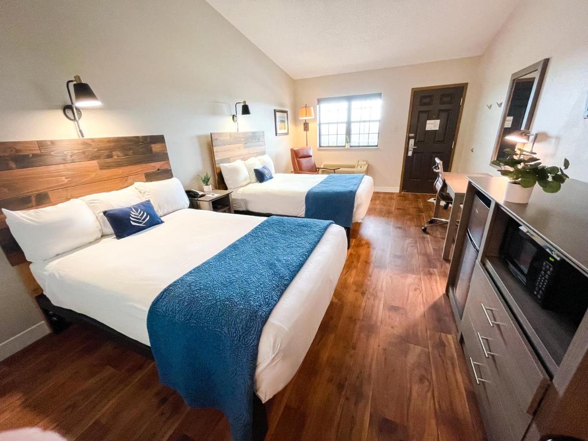 PINEMARK Inn Suites Events — photo 7